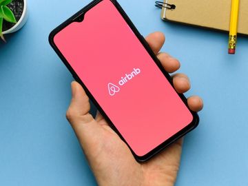 Airbnb calls for STR policies for renters